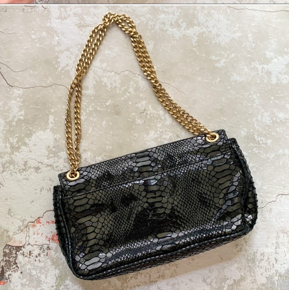 Michael Kors Black Hamilton Leather Shoulder Bag. - Picture 12 of 12